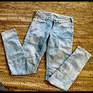 Scotch and Soda jeans sz 24 like new.
